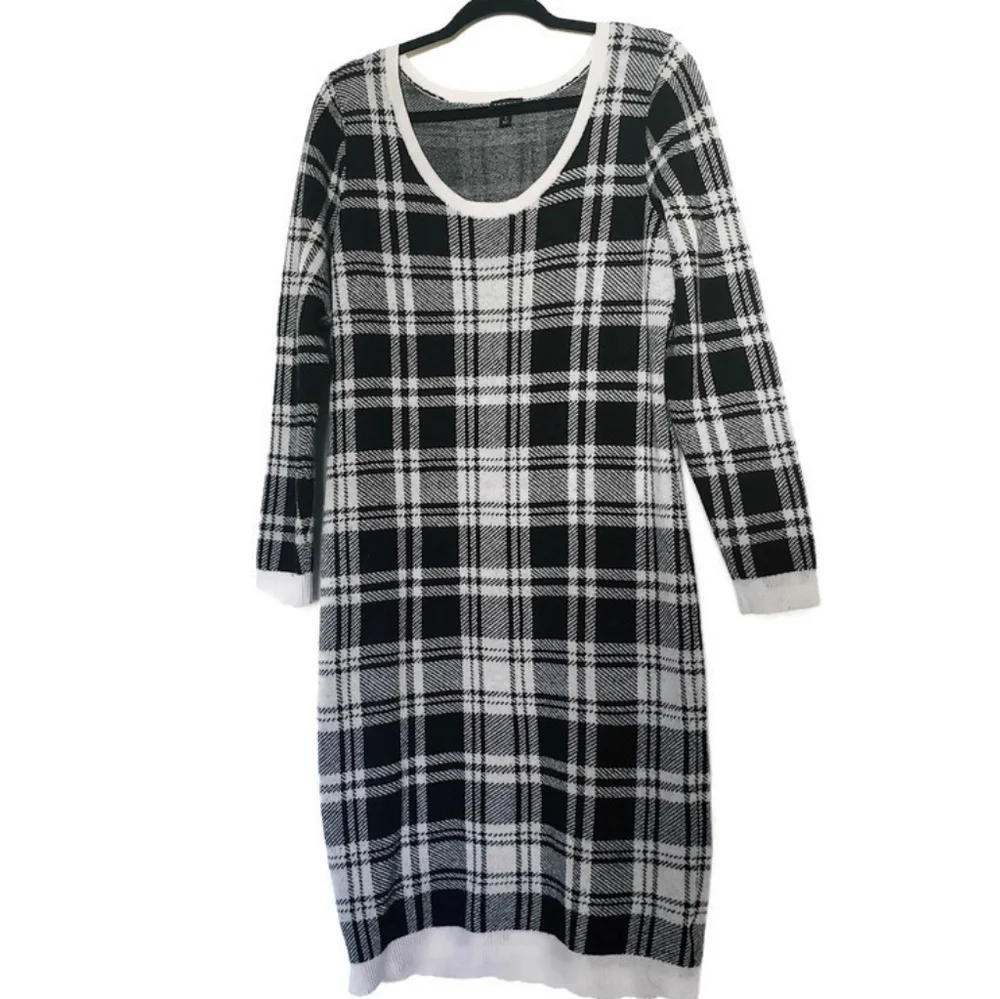 Plaid Black and White Women's Dress - Picture 2 of 6